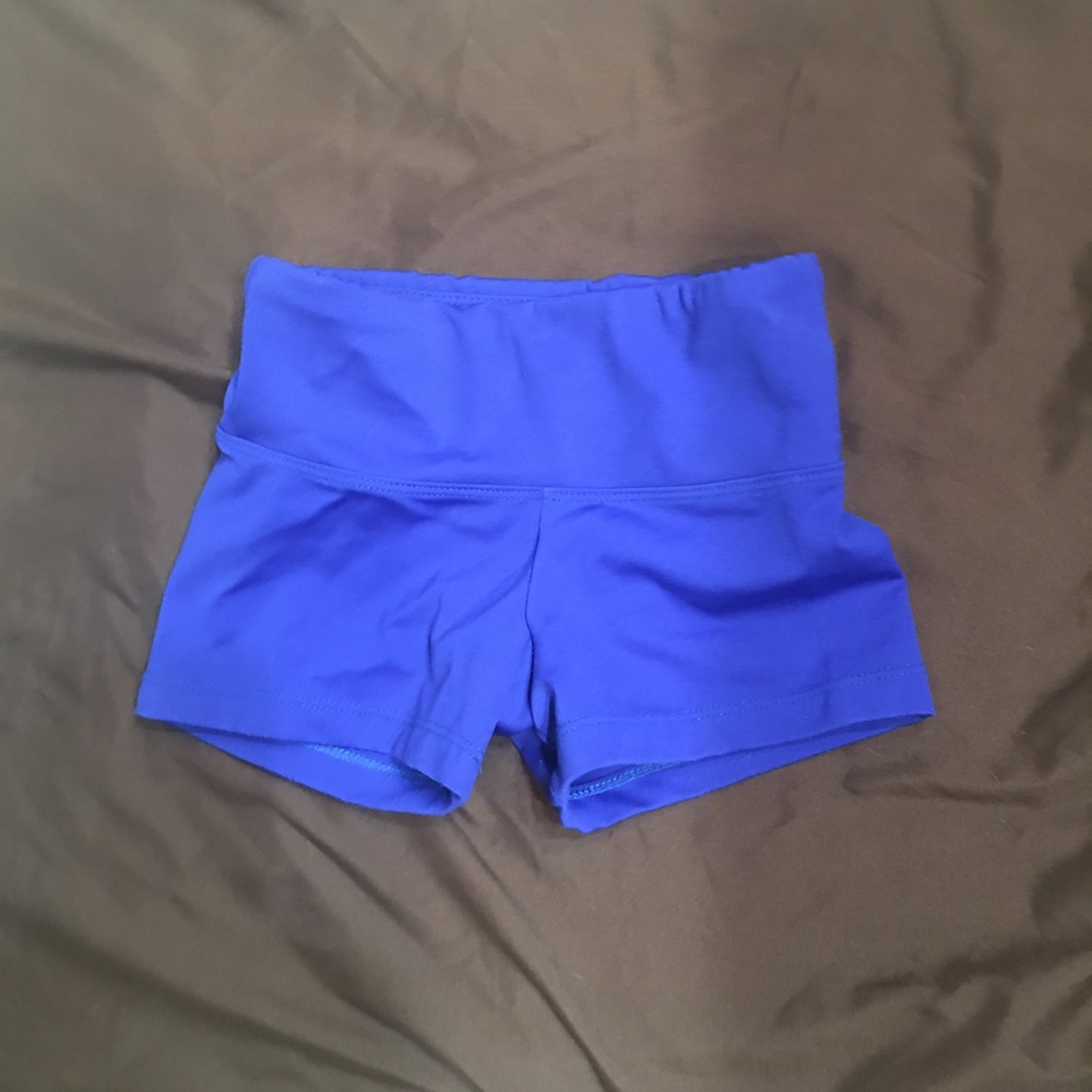 Assorted dance shorts - Picture 3 of 3